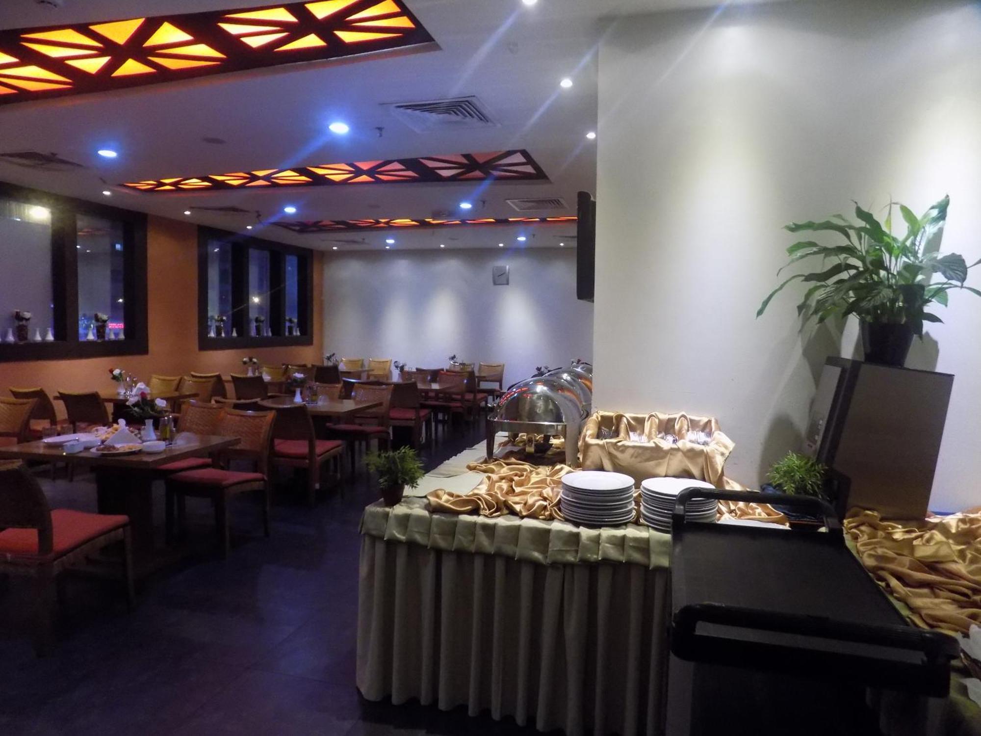 Dream Palace Hotel Dubaj Zewnętrze zdjęcie