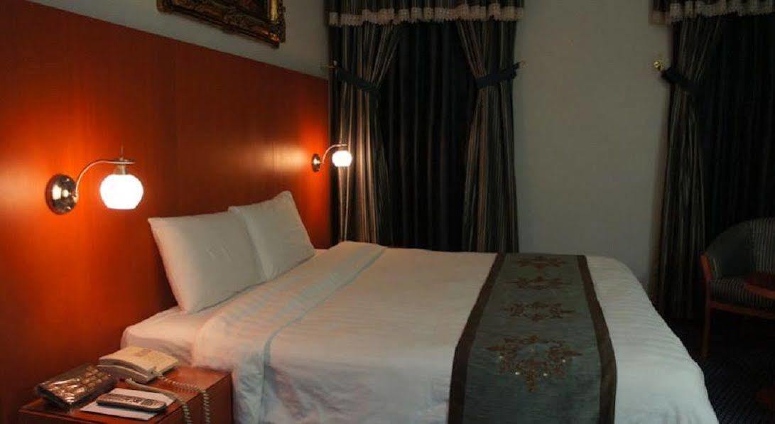 Dream Palace Hotel Dubaj Zewnętrze zdjęcie